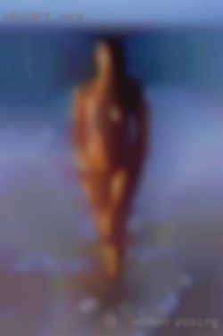 I  live women posing naked alone so I can host.